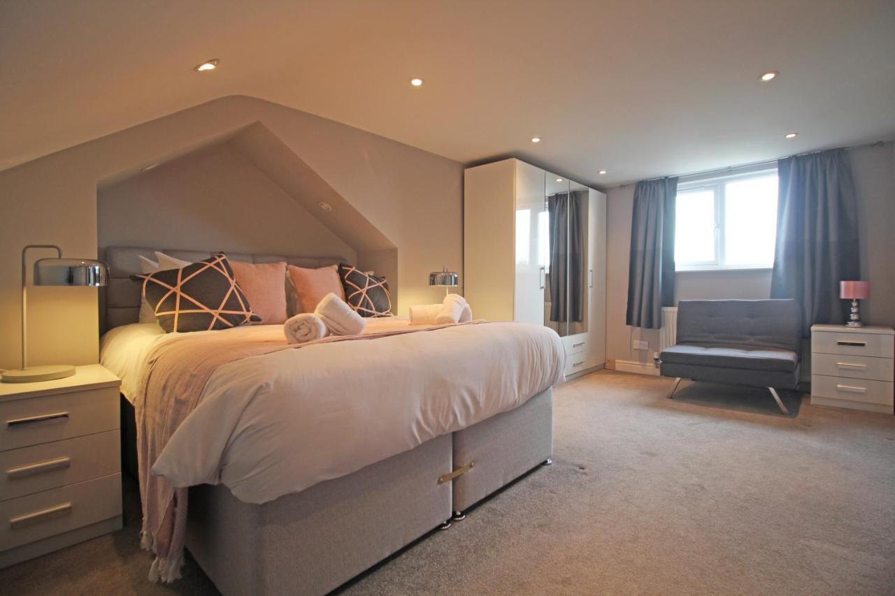 Queens Road - Luxury Spacious Home In Chester Christleton Dış mekan fotoğraf