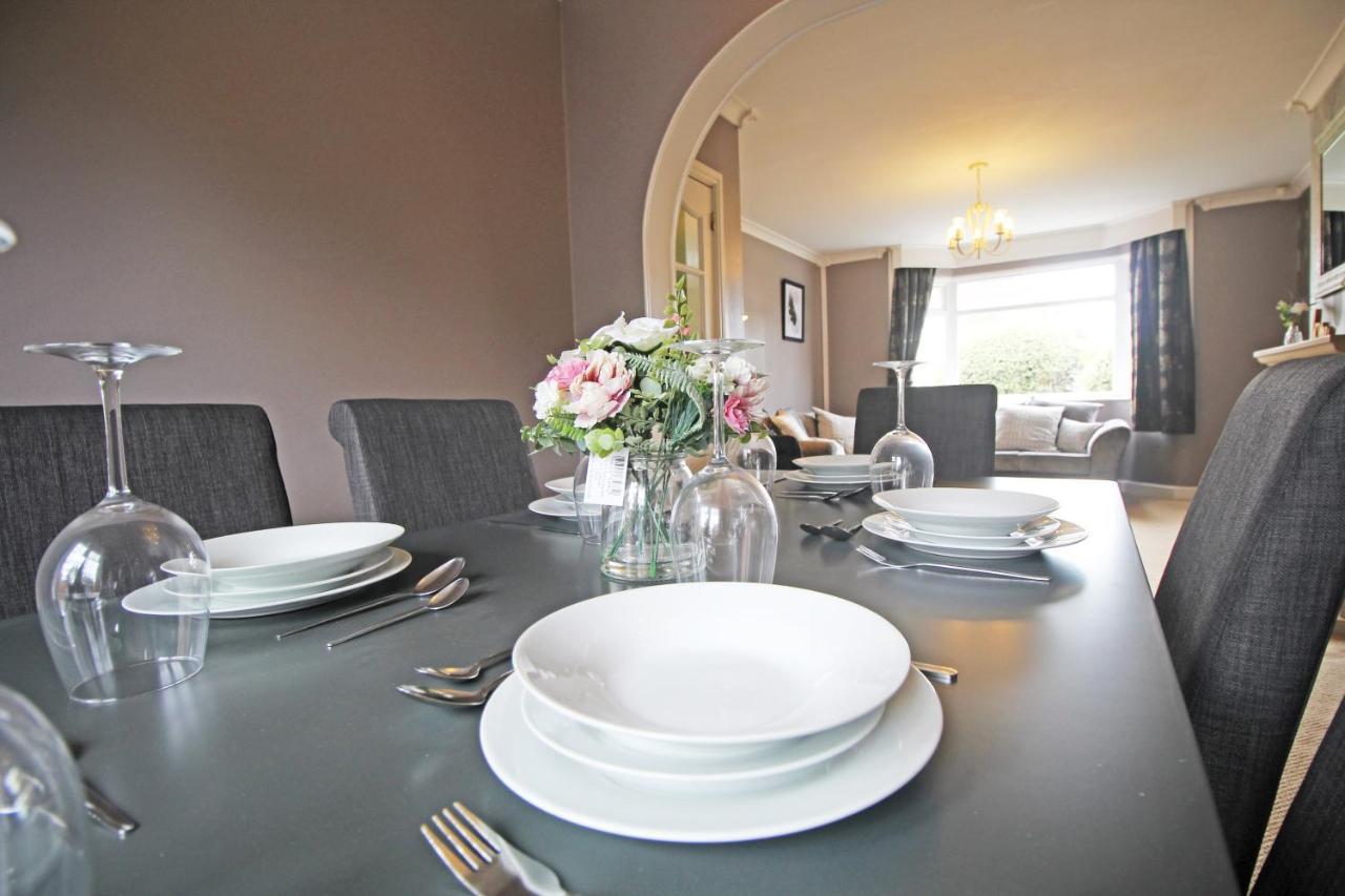 Queens Road - Luxury Spacious Home In Chester Christleton Dış mekan fotoğraf